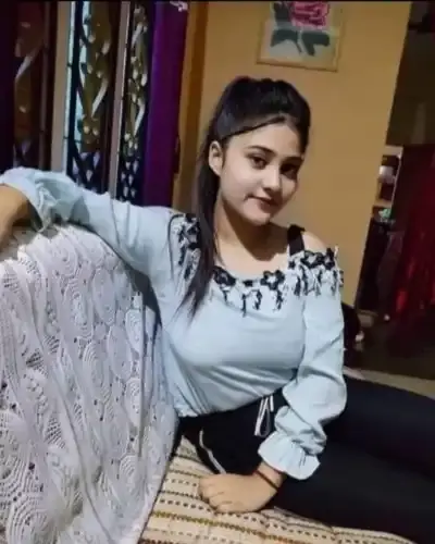 Call Girls Service in Mahroni